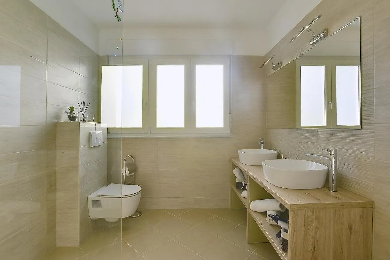 Casa Bellissima Villa Galizana Holiday home