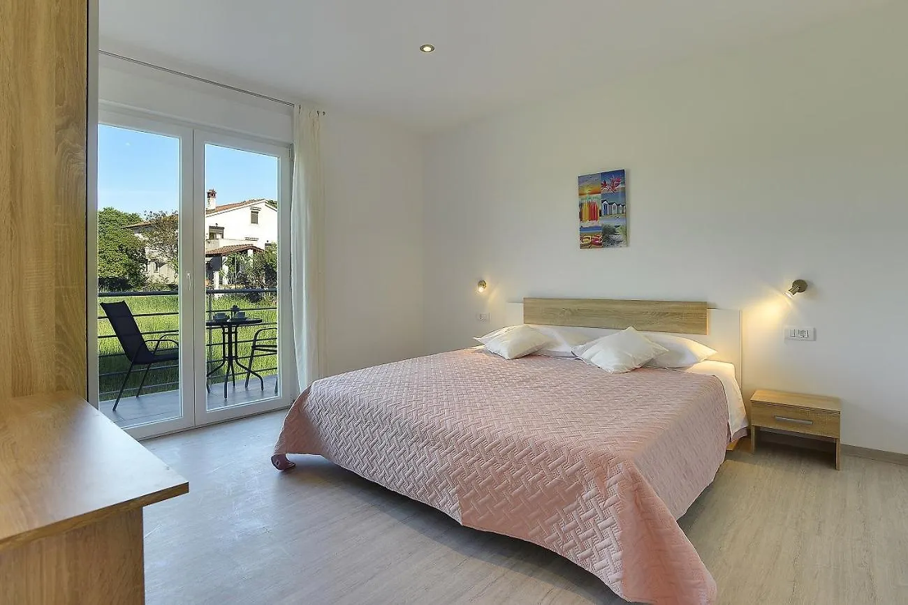 Casa Bellissima Villa Galizana 0*,